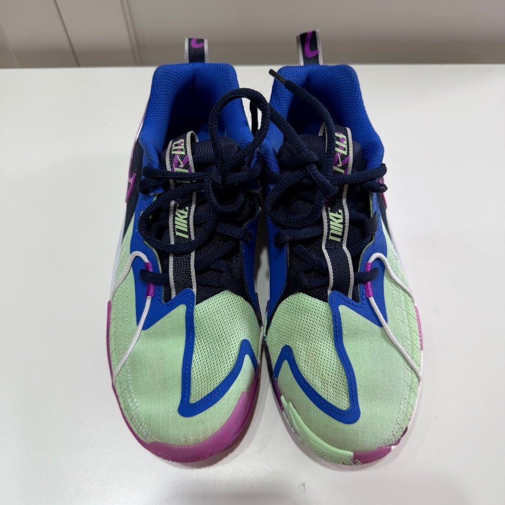Nike Girls basketball sneakers